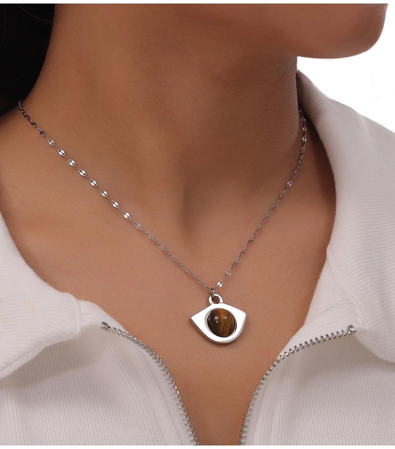 Retro Tiger Eye Fish Mouth Titanium Steel Necklace for Women - Fashionable Light Luxury Design