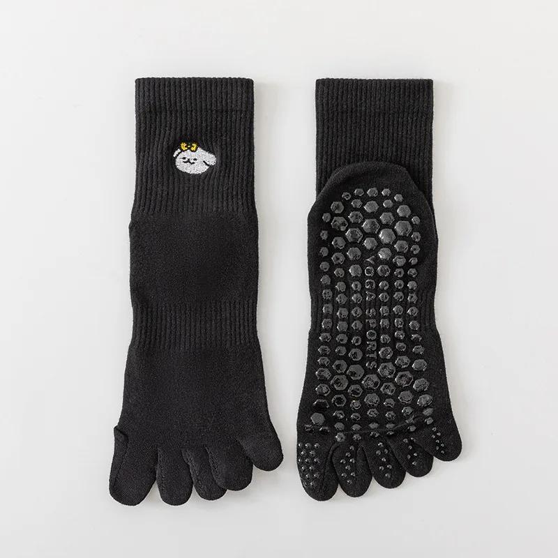 

Носки для йоги с раздельными пальцами, противоскользящие, с вышивкой щенков, носки для пилатеса, женские, для танцев в помещении, аэробики, фитнеса, спортивные носки eur35-41