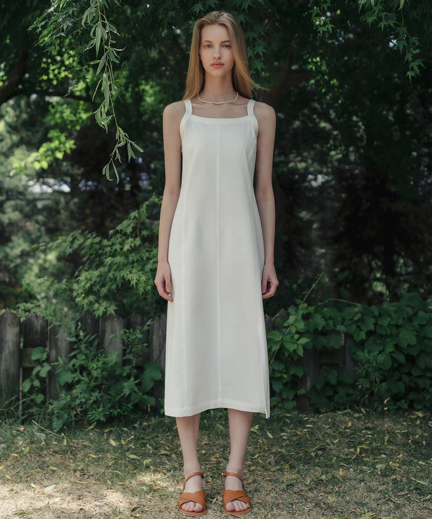 HARDCORE HAPPINESS Basic Slit Long Dress_White