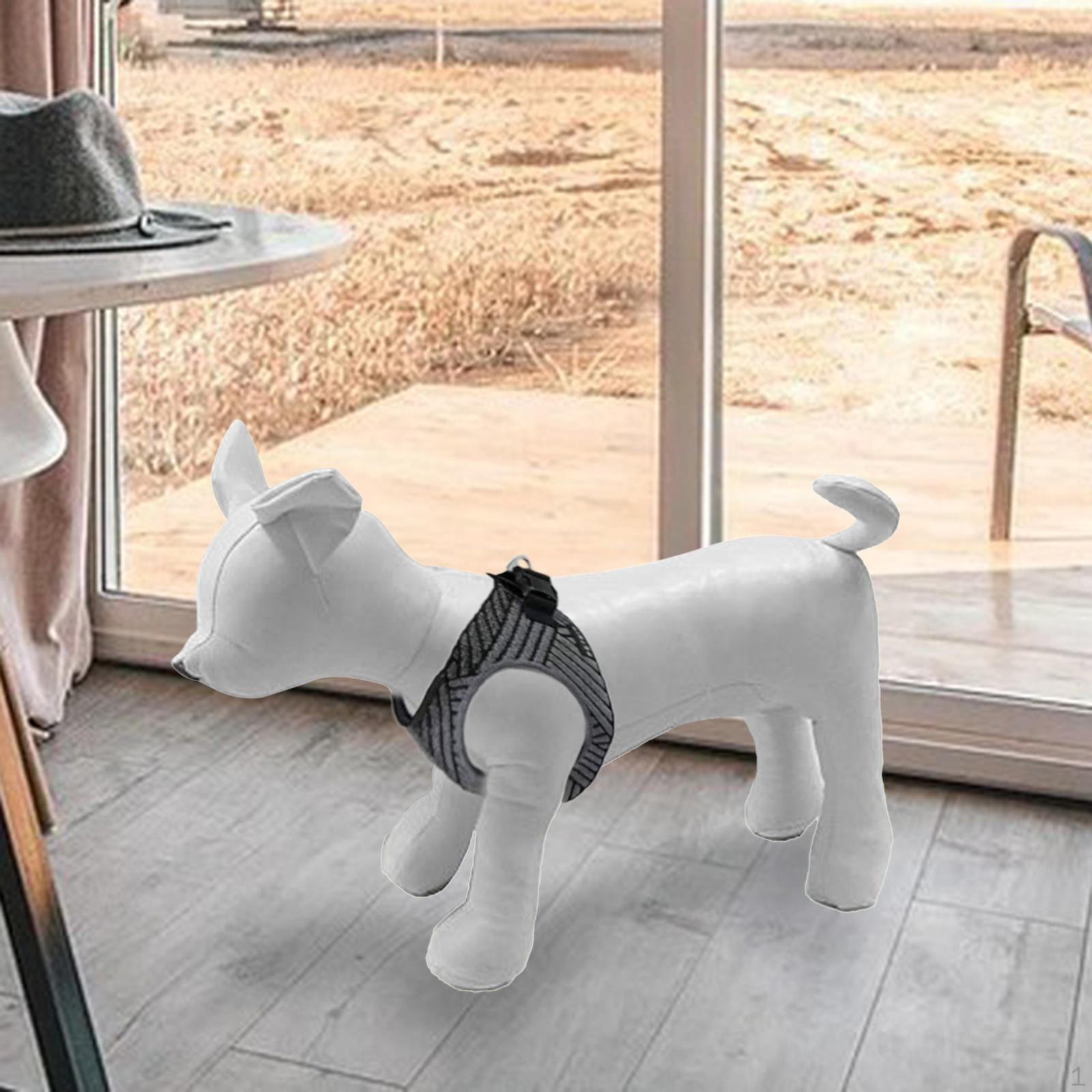 

1 Подставка из искусственной кожи для демонстрации игрушек для собак White S