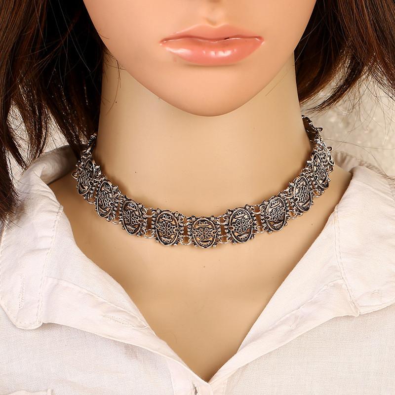Vintage European Alloy Short Necklace With Geometric Design For Men And Women