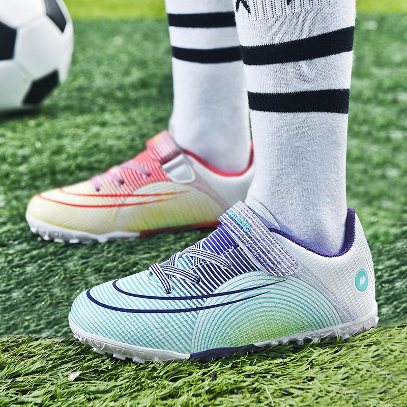 Classmate children's football shoes 2025 autumn and winter new Velcro broken nail sneakers boys and girls students professional training shoes