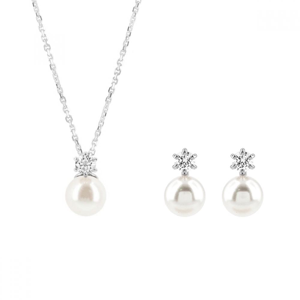 

Swarovski 5689624 Matrix Earrings Set Necklace 5689624