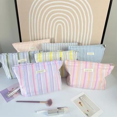 Portable Large Capacity Ruffled Striped Toiletry Bag, Travel Makeup Pouch for Women, Skincare Storage Liner & Cosmetic Organizer