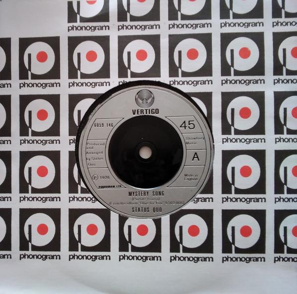 

7-дюймовая пластинка STATUS QUO - Mystery Song 6059146 Vertigo 1976 UK Рок Б/У