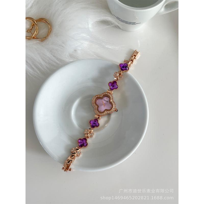 Four-leaf Clover Watch Women's Bracelet Green Diamond-encrusted Genuine Temperament Light Luxury High-end Sense Niche Quartz Watch