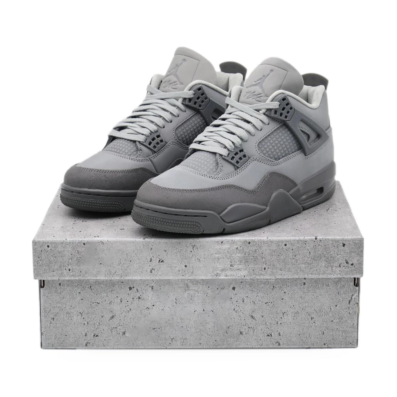 FQ7928-001 Nike Air Jordan 4 Retro