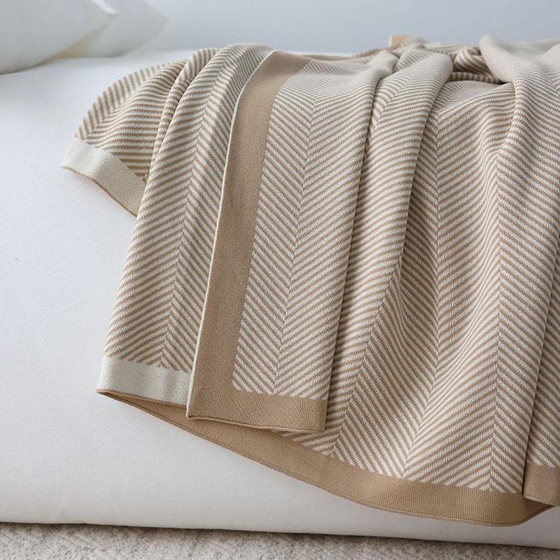New Stripe Knitted Blanket And Bedspread Soft Leisure Sofa Cover Homestays El Bed End Towel Nap Blanket Cover Warm Shawl