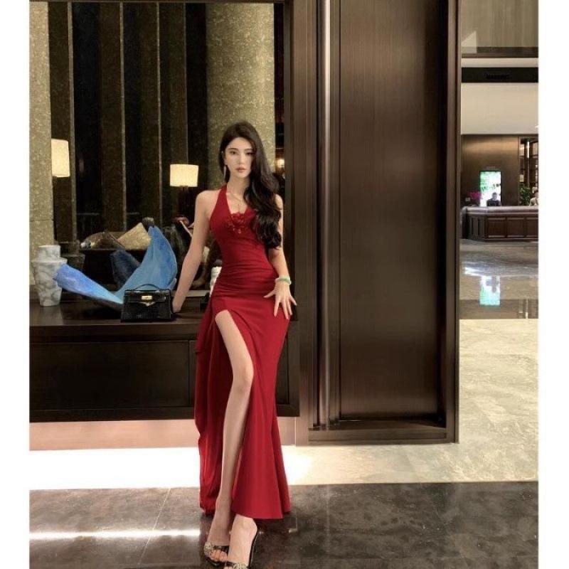 

French Elegant High-Slit Halter Neck Bodycon Dress for Women Large вина червоного кольору