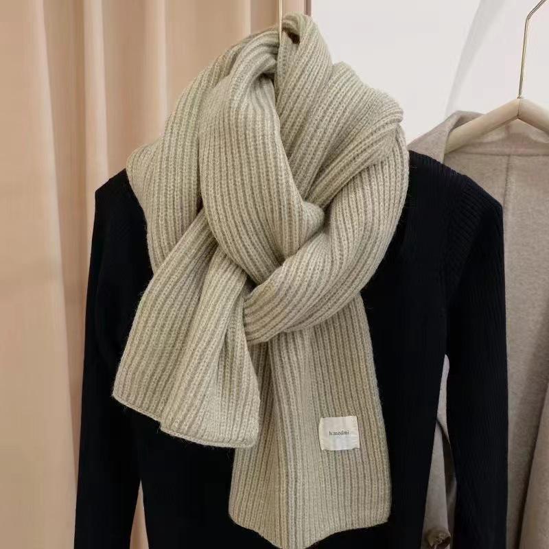 Korean Style Versatile Knitted Scarf for Women - Green, Blue, Red, Warm & Stylish for Autumn/Winter