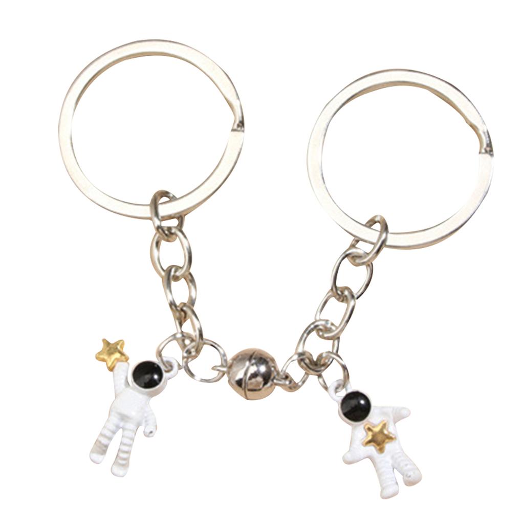 2 Pieces Astronaut Spaceman Keyring Friendship Birthday Gift for Best Friends
