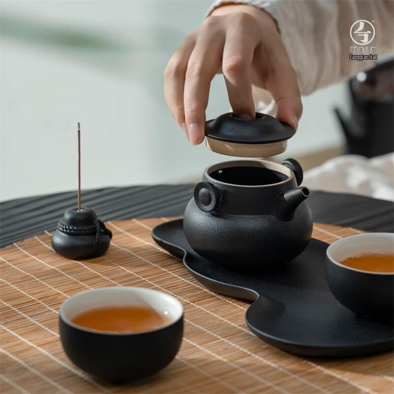 Edenus Wan Nian Gui Yi Ceramic Tea Set