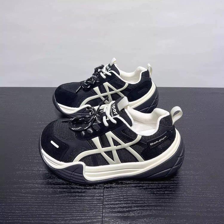 Super popular huge good-looking dad shoes women's thick soles are not tired of feet 2025 new autumn versatile casual sports shoes