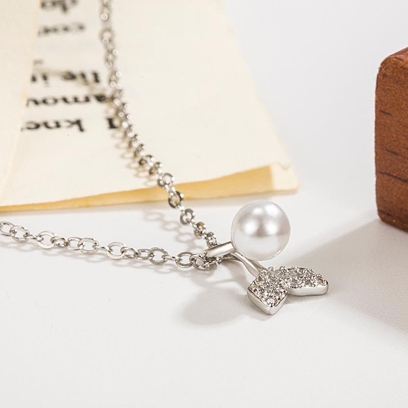 Ladies Crystal Mermaid Pearl Pendant Necklace Jewelry