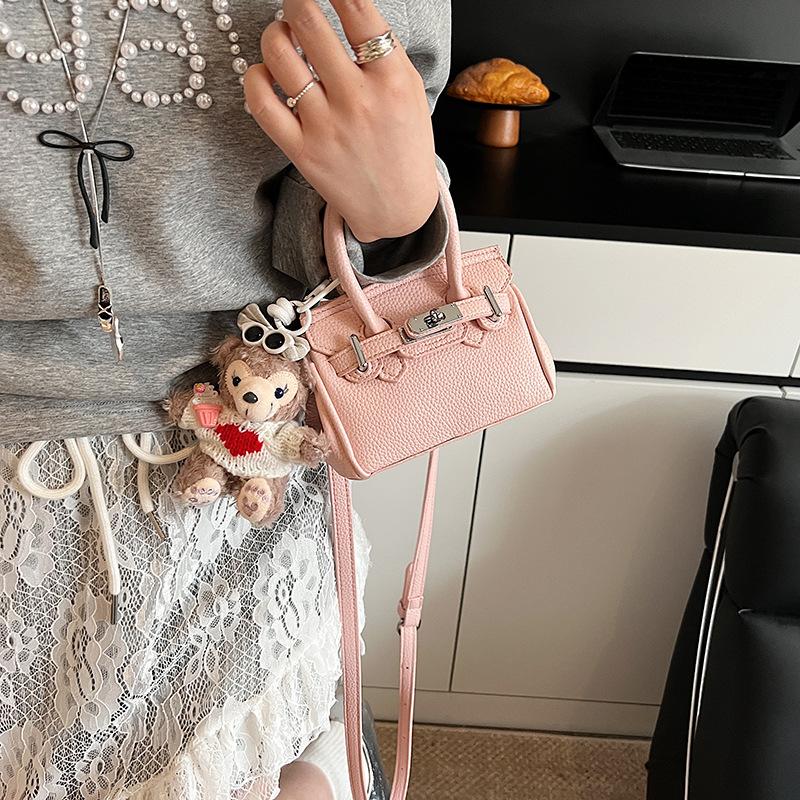 Premium small bag women's new fashion versatile messenger bag summer portable platinum bag