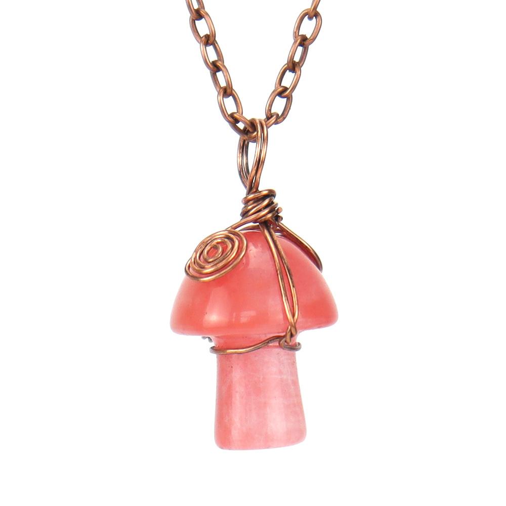 Hand-Wound Crystal Green Dongling Agate Small Mushroom Pendant Necklace Jewelry N586