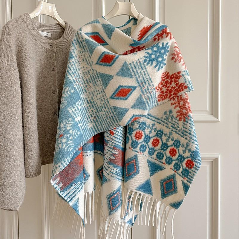 Damen Winter Warmer Gestrickter Schal Mit Fransen Schlitzdesign Dicker Umhang-Stil Wickel Reisefotografie
