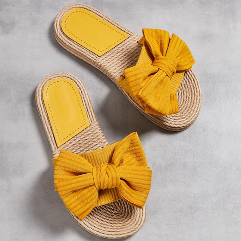 Spring and Summer Footwear Plus Size Round-headed Light Slippers with Flat-bottomed Non-slip Sandals Women's Shoes
