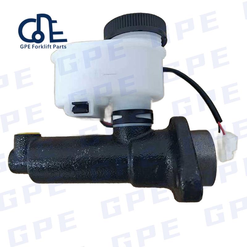 91846-15200 Brake Master Cylinder High Quality Forklift spare parts