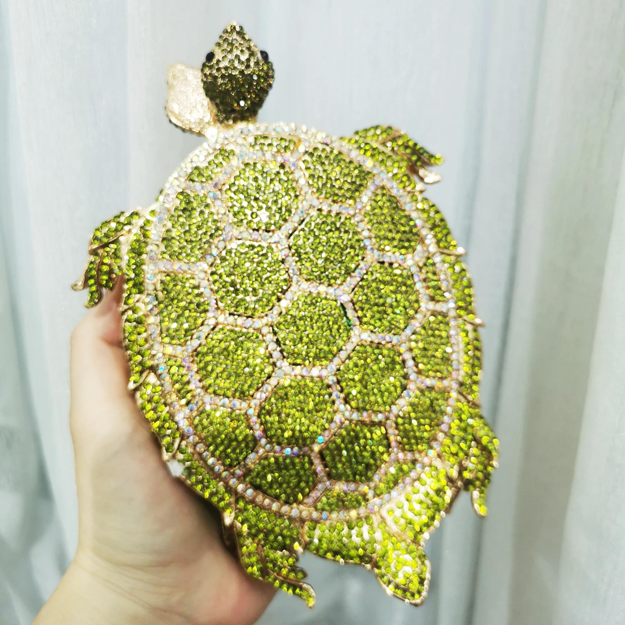 

WHTUOHENG Turtle Shaped Crystal Evening Bags Clutches Luxury Hard Metal Diamond Clutch Purses And Handbags Wedding Party Clutch 19.5cmX13.5cmX6cm