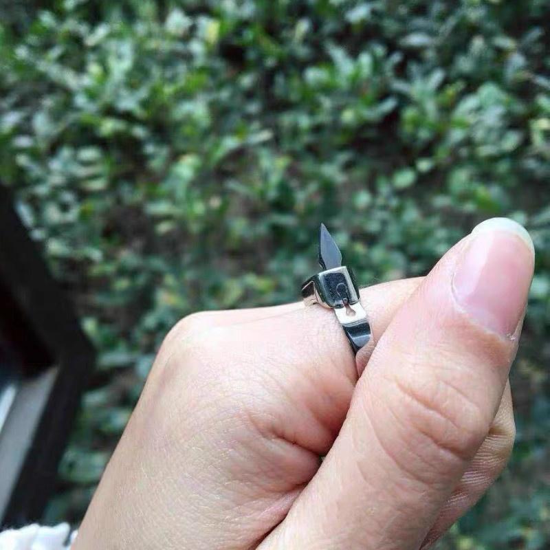 Schöner Verstellbarer 16-22mm Ring Kurier Öffnungs Handgepäck Werkzeug Damen Herren Ring mit Schalter Ring