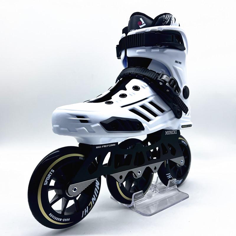 Professionele driewielige speedskates & inline rolschaatsen voor volwassenen, mannen, vrouwen en kinderen.
