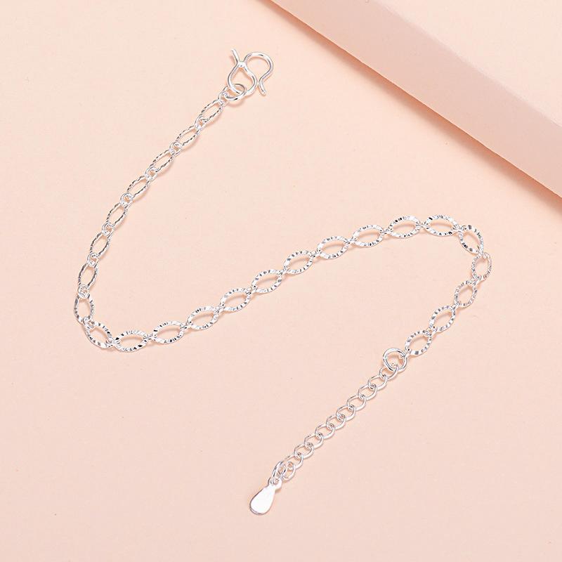 O-shaped Chain Embossed Bracelet Female Korean Version of The Personality Bump Car Flower Simple Jewelry