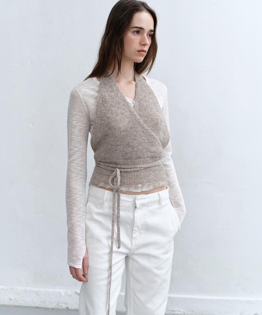 Loutaideu Raw Edge Halter Knit [Beige]