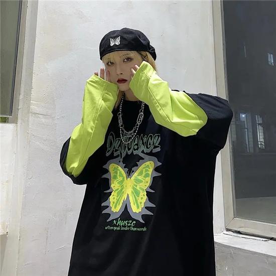 Oversized løs Lang T Harajuku Fake Todelt Langermet T-skjorte Personlighet Trend Butterfly Lang T Punk Harlan Style Klær