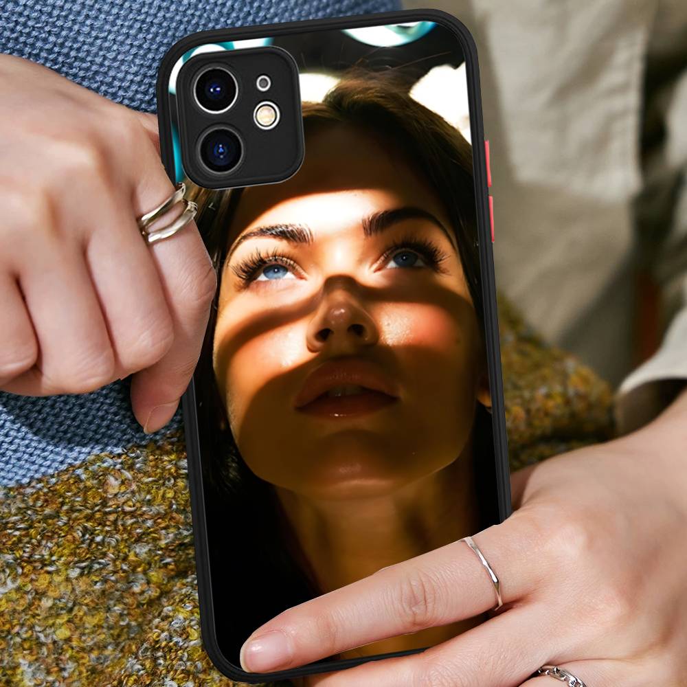 Schauspielerin M-Megan Fox Model Handyhülle Für IPhone 16e 16 15 14 13 12 11 Pro Max X XS Max Plus Matt Klar