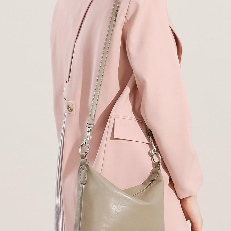 Underarm Bag New Cowhide Shoulder Messenger Bag