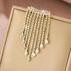 Κομψή καρφίτσα με φούντα για το πέτο - Κοσμήματα υψηλής ποιότητας κορσάζ