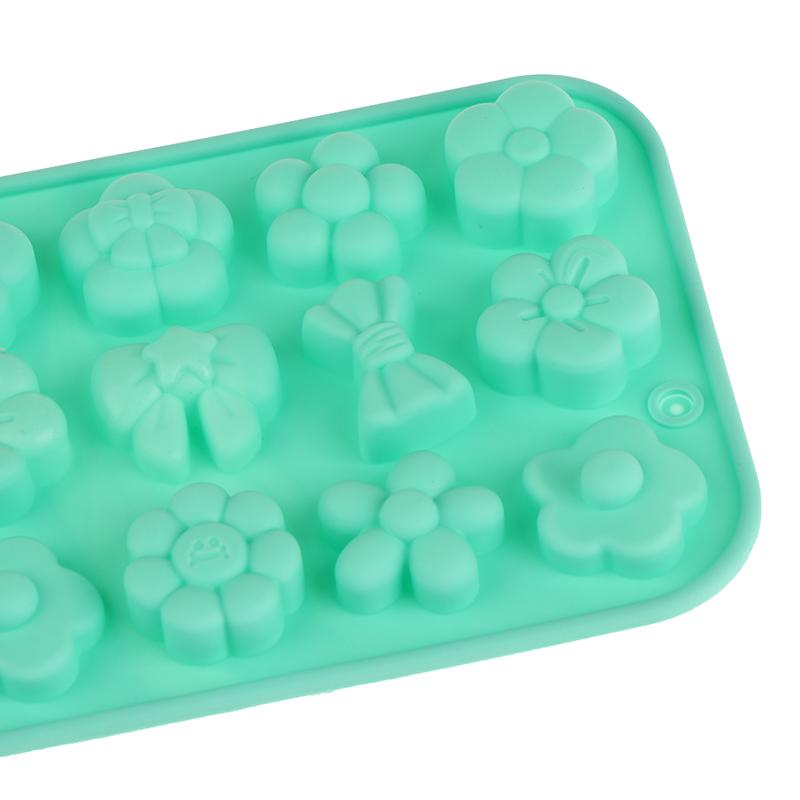 1Pc 18Cavities Flower Bow Tie Silicone Mold Diy Pudding Ice Baking Tools Biscuit Pastry Dessert Fondant Candle Cake Mold