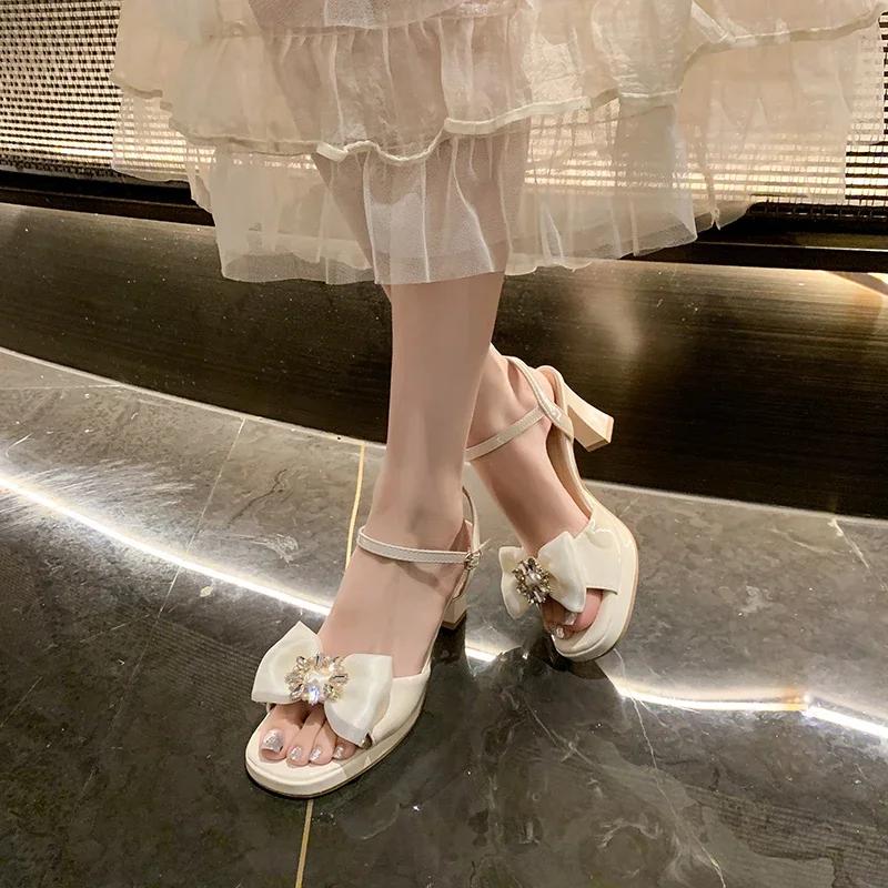 Fashion Summer New Block Heel Versatile One Buckle Strap Open Toe High Heels Bow Rhinestone Square Toe Sandals Women