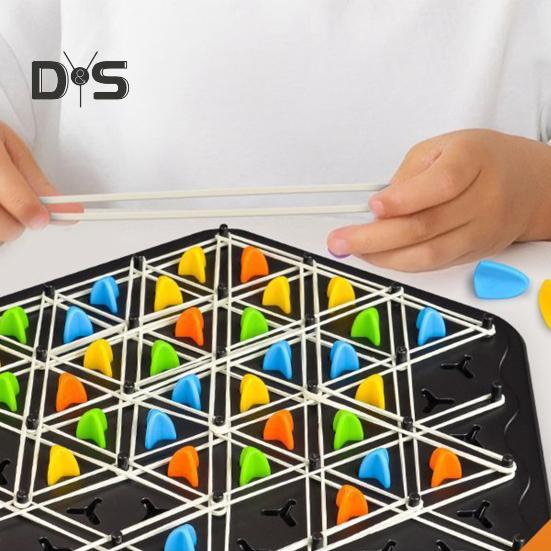 1 sada trojúhelníkové šachy desková hra pro 2 až 4 hráče geometrie učení zaměření logika školení výuková gumička trojúhelníková hrací deska strategická hra