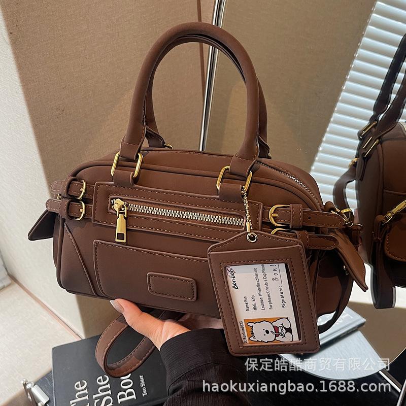 Premium Textured Bag Women's 2025 New Retro Versatile Shoulder Bag Commuter Messenger Bag Boston Handbag