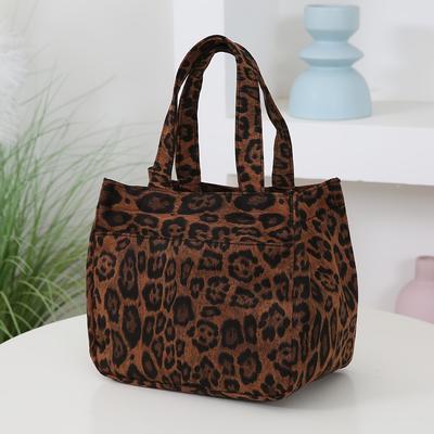 Chic Leopard Print Women's Tote Bag Spacious & Stylish with Zip Closure, Durable Nylon Material