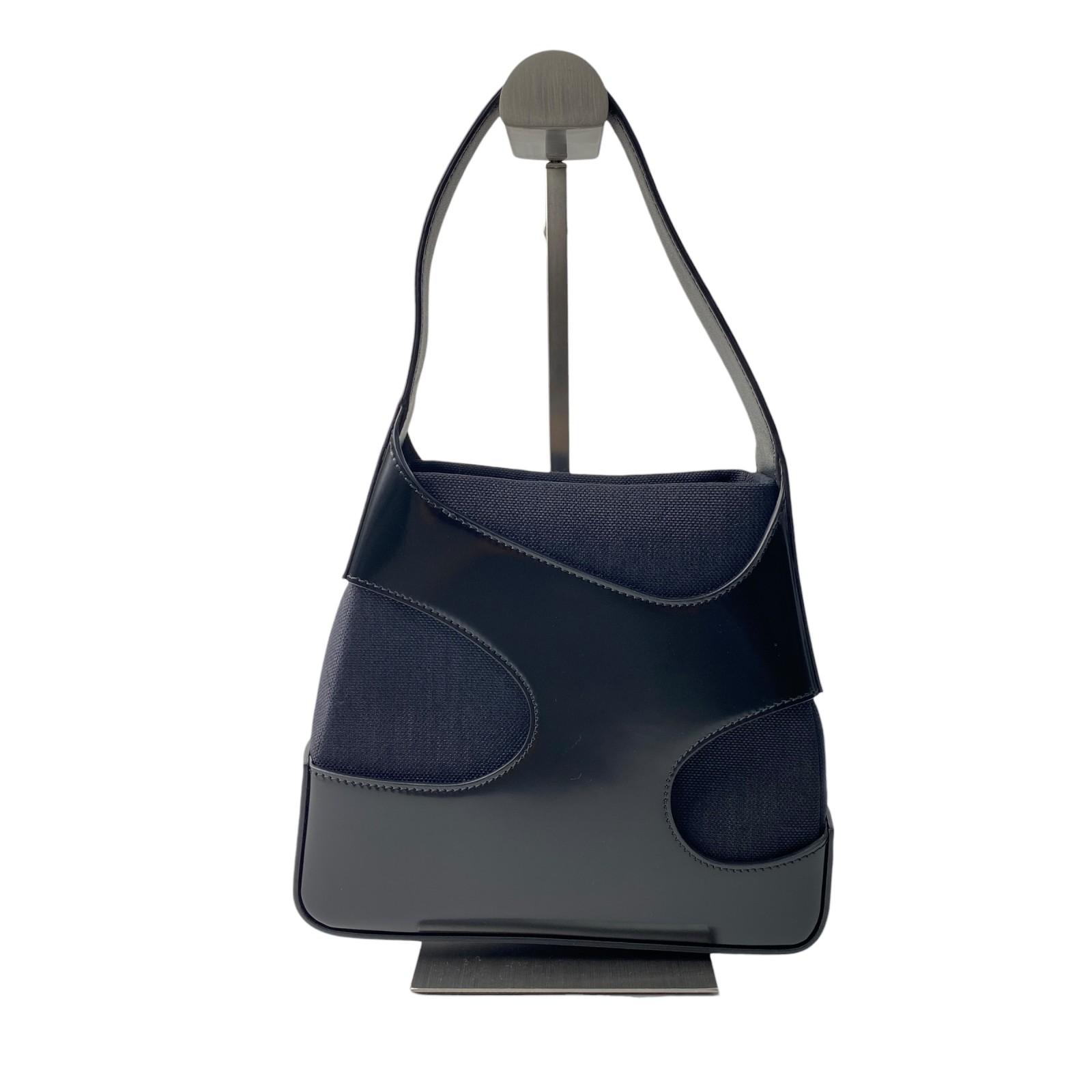 

Used Salvatore FerragamoShoulder Bag black leather/canvas Women