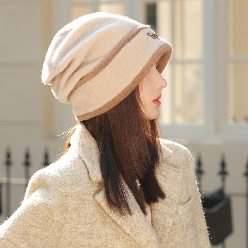 Autumn and winter hat women's big head circumference showing face small bucket hat versatile headgear outdoor warm and fleece stacking hat