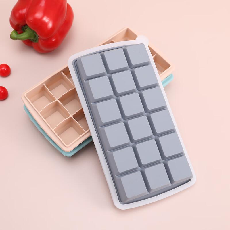 Soft Bottom Silicone Ice Cube Tray