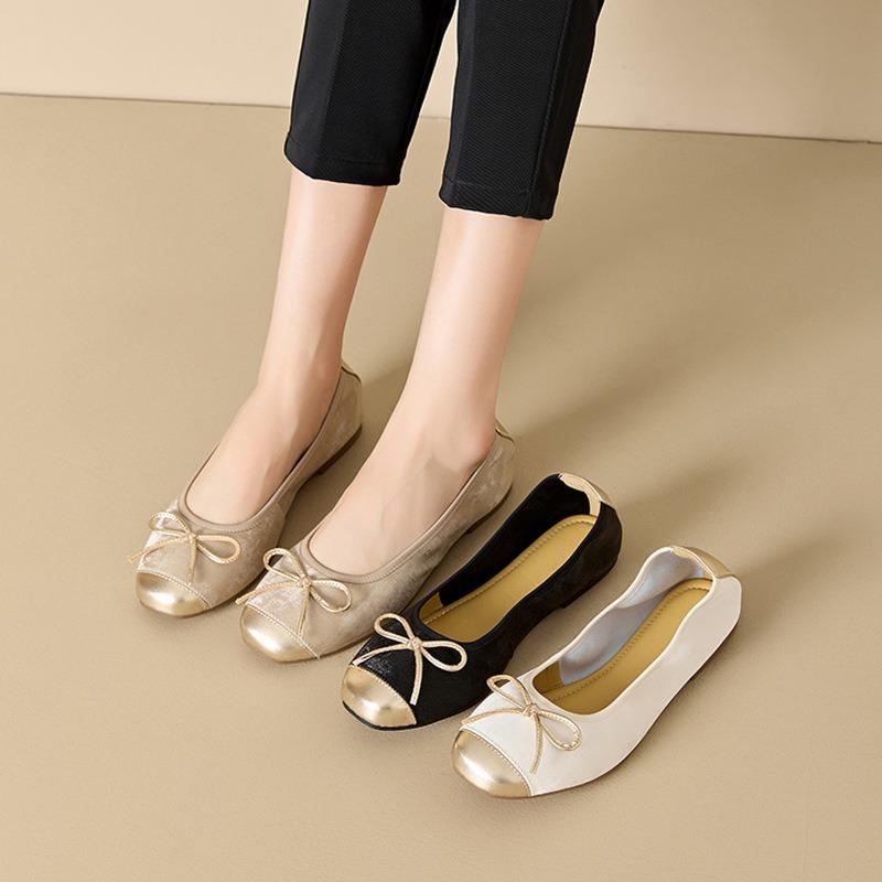 spring sheepskin small single shoes for women, bow leather for women, and large-size beanie shoes for one foot.