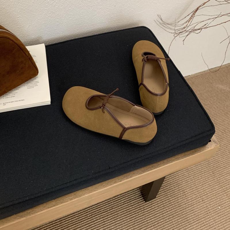 Flat Bottom Shallow Mouth Doudou Shoes Versatile Korean Version Commuter Mary Jane Single Shoes 2025 Autumn New Soft Bottom Breathable Loafers