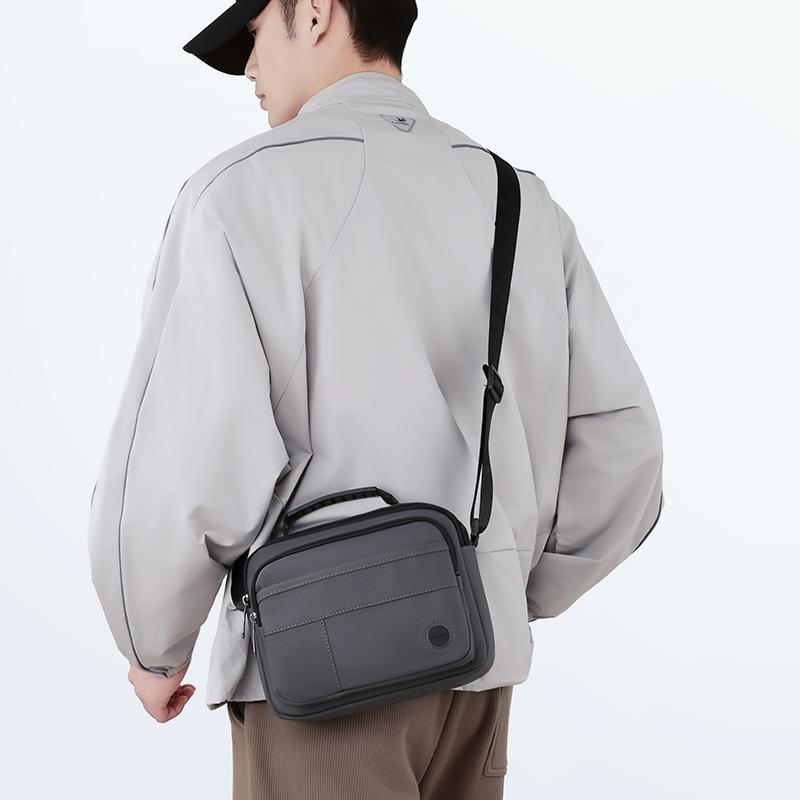 Men's Business Document Bag Lightweight Large Capacity Multi-Compartment Crossbody Bag Commuter Shoulder Bag