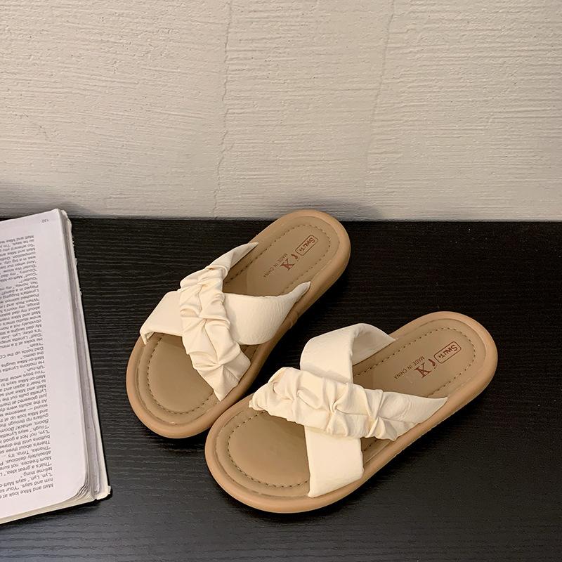 Platform slippers women's summer outer wear 2025 new feeling cross strap fashion one-word women's sandals casual sandals