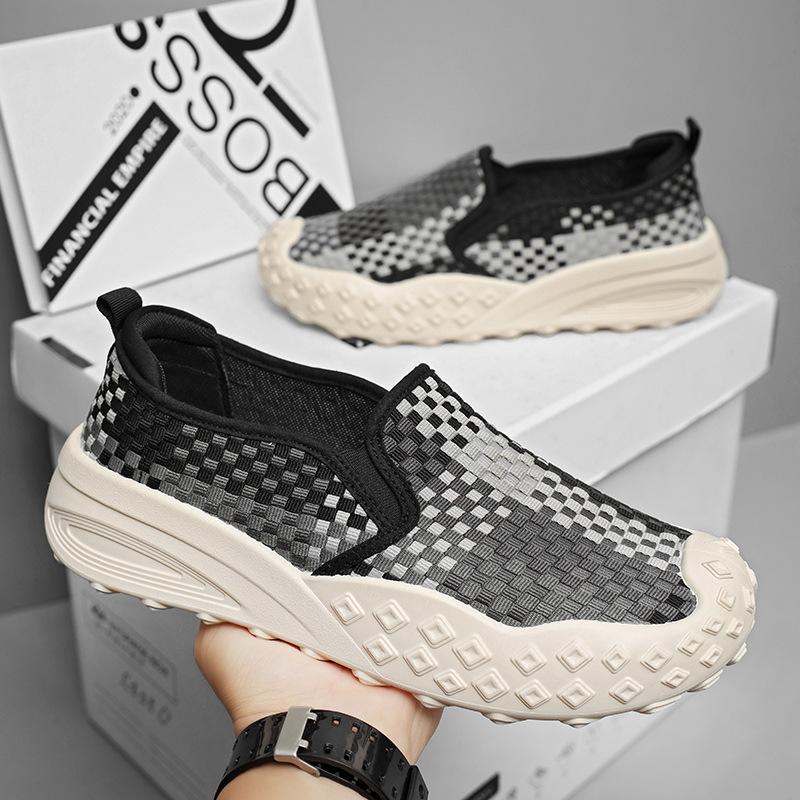 

Color matching fly-woven shoes men s one-pedal lazy shoes students summer sports and leisure trendy shoes men 39