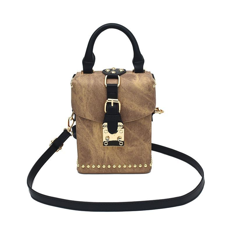 

Early spring new women s trend retro embossed high-end popular single shoulder oblique span portable box bag