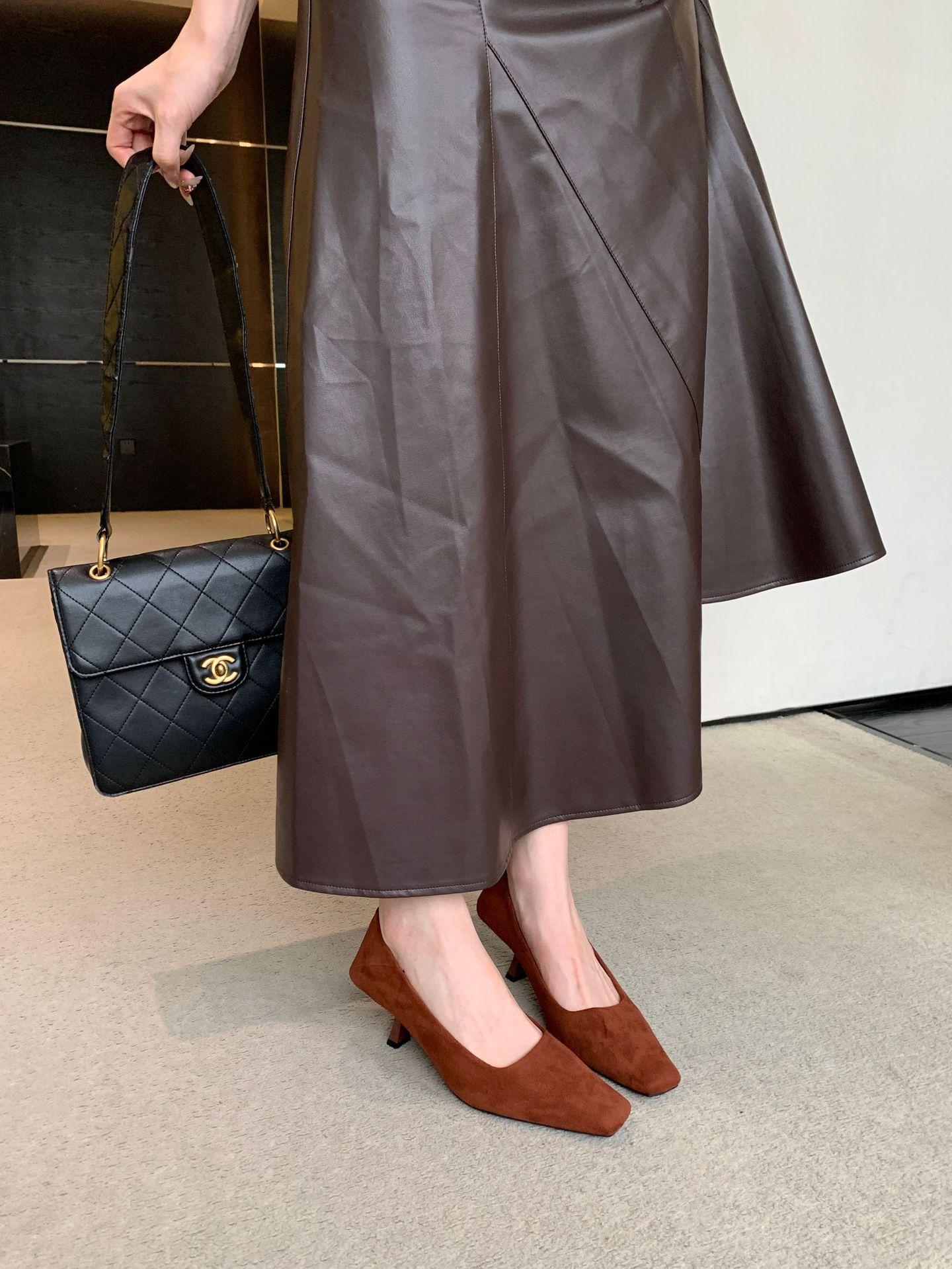 

Single shoes 2025 spring women s Korean version suede retro high heels women s high-end sense solid color square head shoes children 39