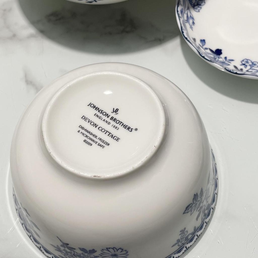 Blue and White Porcelain Pastoral Style Large Noodle Bowl, Microwave-Safe Ceramic Vegetable Dish, Underglaze Tableware