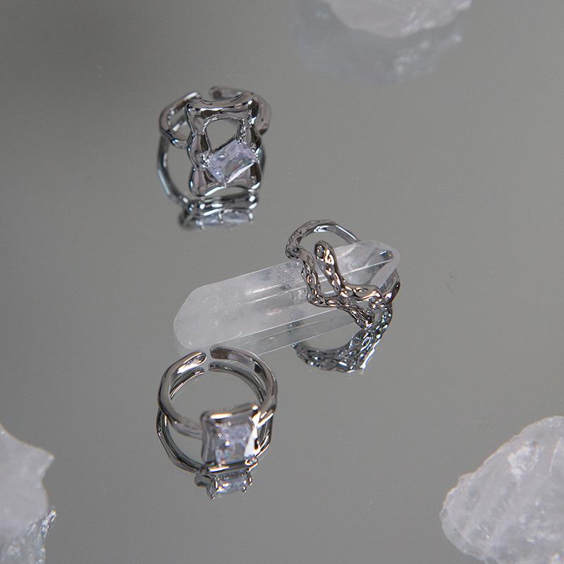 Niche Design High-Grade Irregular Zircon Light Luxury Wind Cold Wind Personality Trendy Cool Women'S Fashion Index Finger Ring