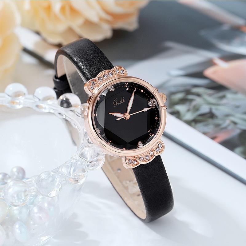 Trendy Women'S Watch Small And Exquisite Student Belt Watch Small Dial Temperament Diamond Women'S Watch